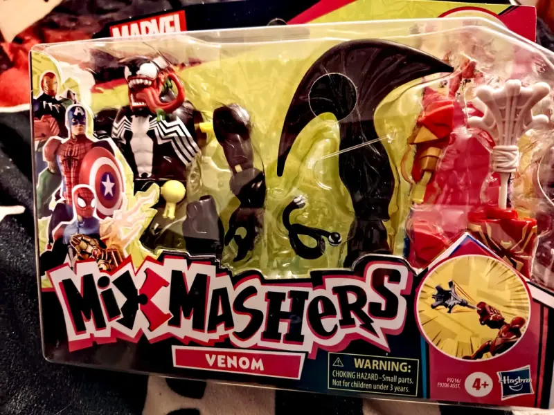 Figura de acción Mix Mashers Venom Marvel - 1