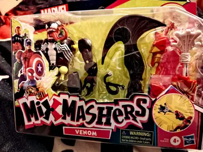 Figura de acción Mix Mashers Venom Marvel - miniatura 1