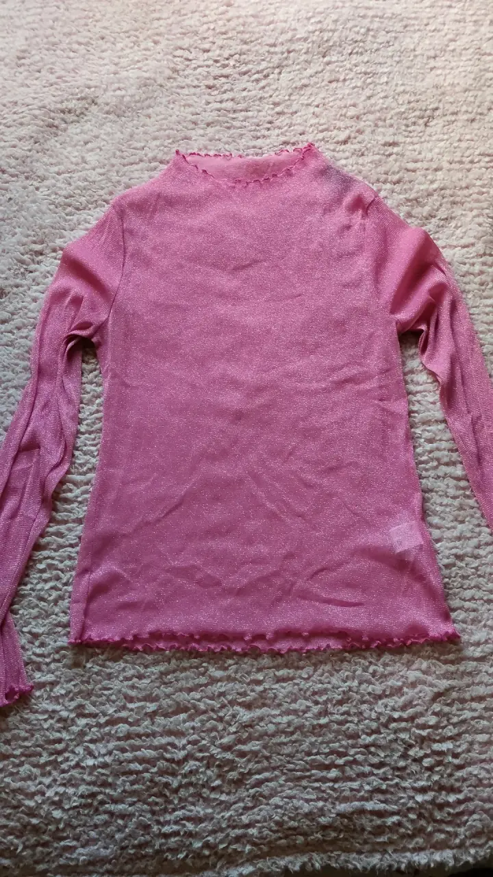 Polera manga larga rosada con brillo - 2