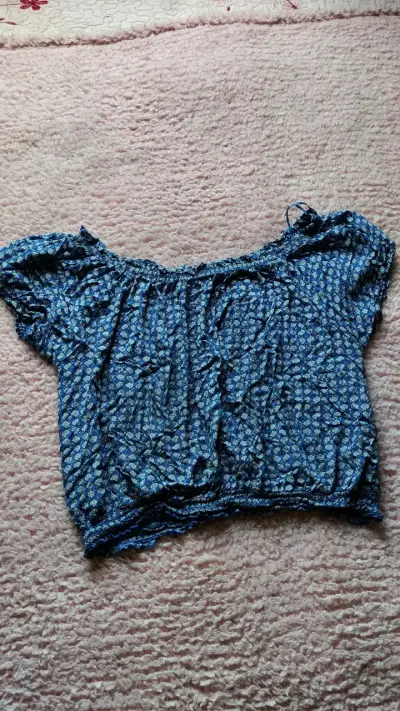 Blusa azul estampada de mujer - miniatura 1