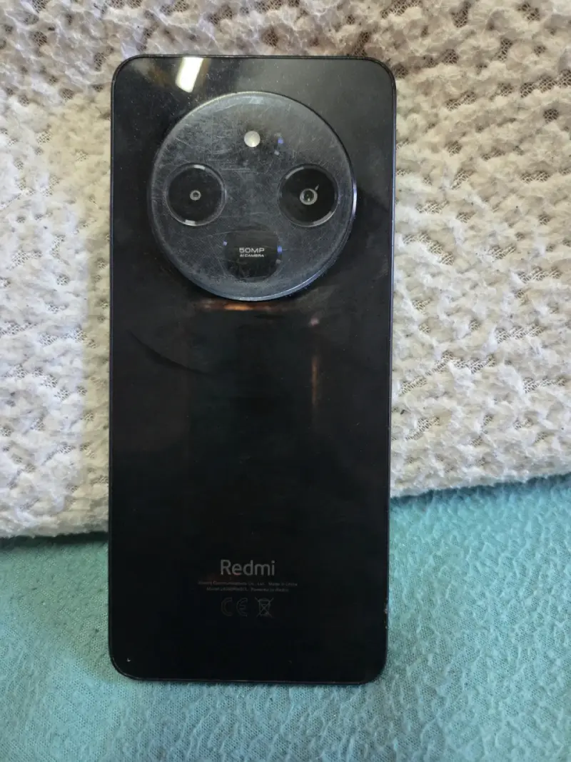 Smartphone Redmi con cámara dual - 2