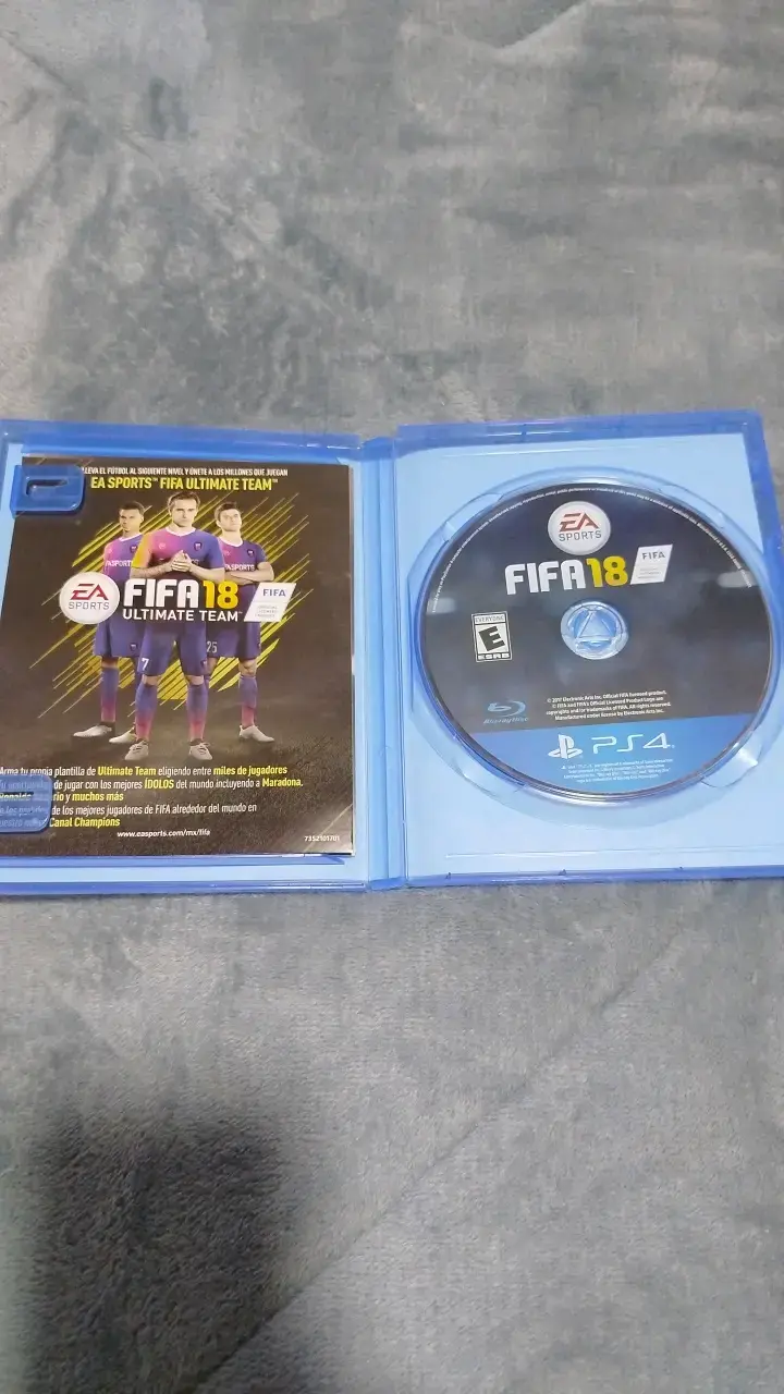 Juego FIFA 18 para PS4 en buen estado - 3