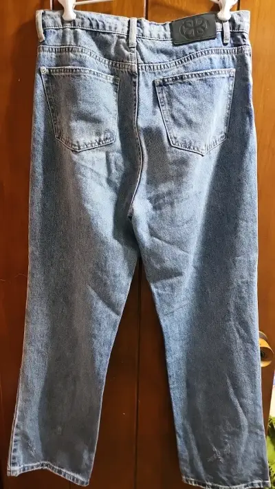 Jeans Cecilia Bolocco desgastados para mujer - miniatura 2
