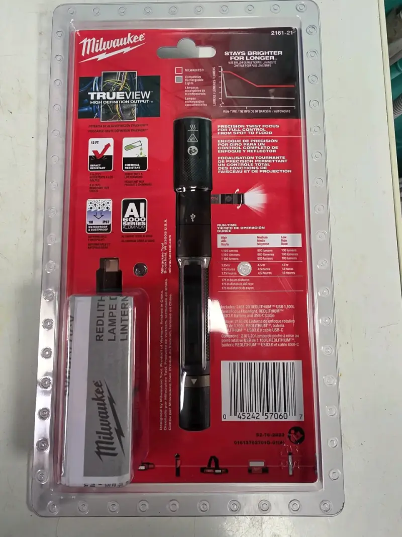Linterna recargable Milwaukee USB 1100 lúmenes - 2