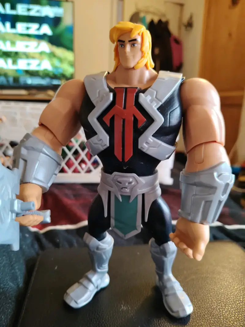 Figura de acción He-Man con espada - 1