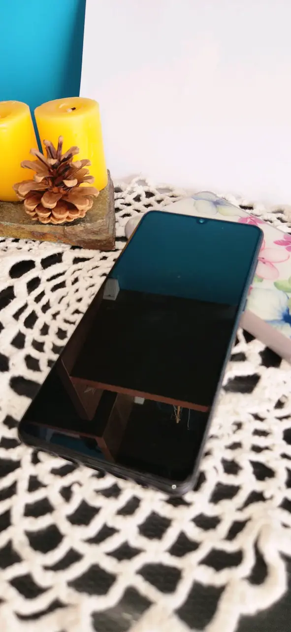 Smartphone Samsung Galaxy A51 en buen estado - 2