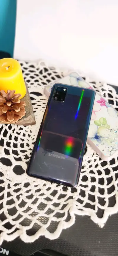 Smartphone Samsung Galaxy A51 en buen estado - miniatura 4