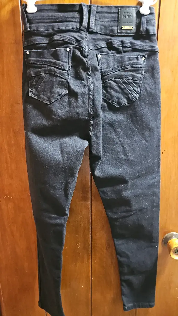 Jeans negros mujer Mossimo con etiqueta - 2