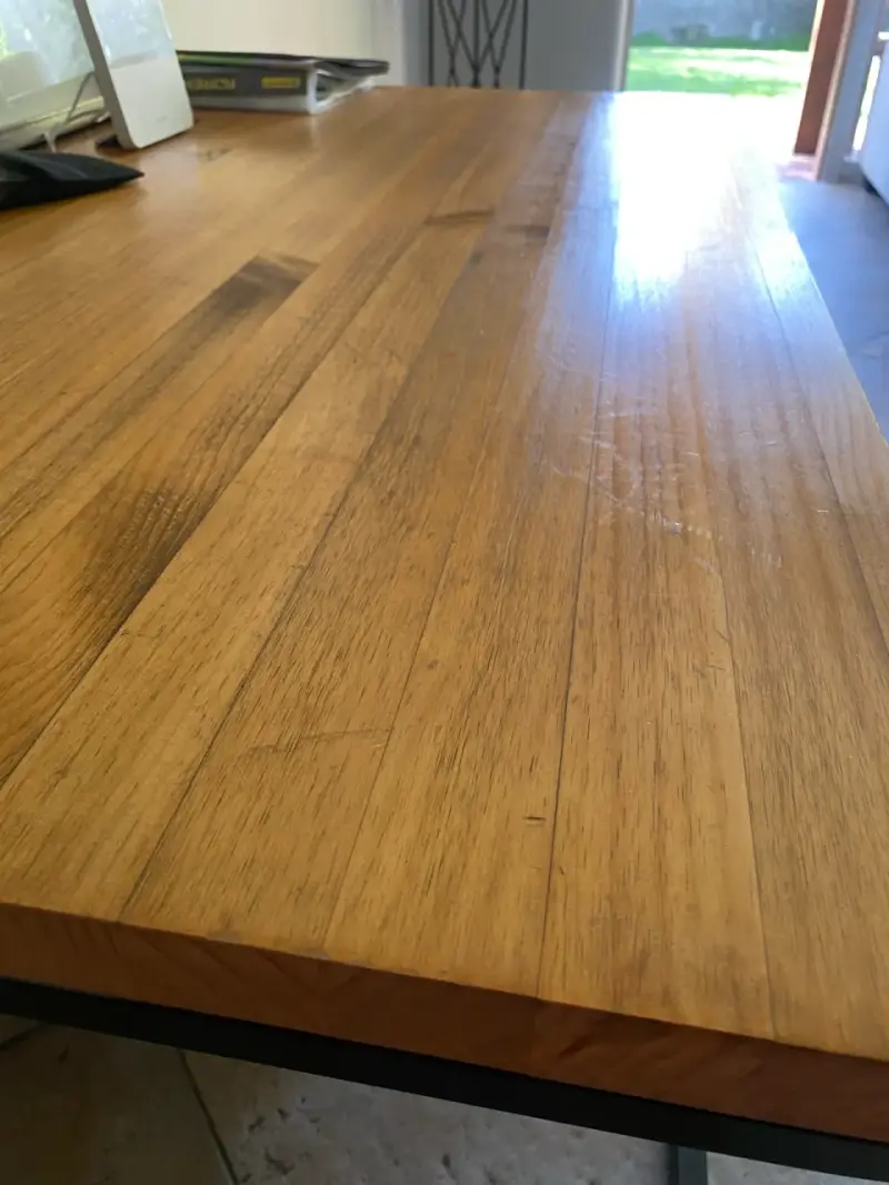 Escritorio de madera con estructura metálica - 3