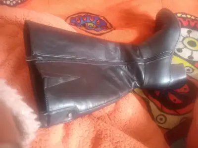 Botas de cuero negras para mujer - miniatura 1