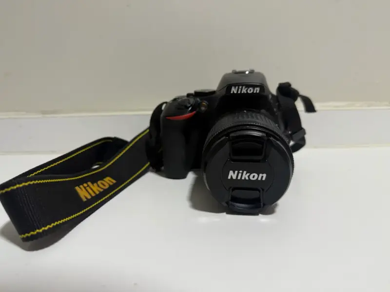 Cámara Nikon D5100 con lentes intercambiables - 1
