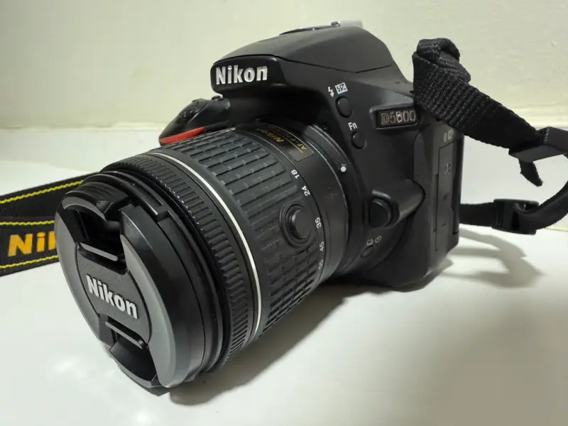 Cámara Nikon D5100 con lentes intercambiables - 2