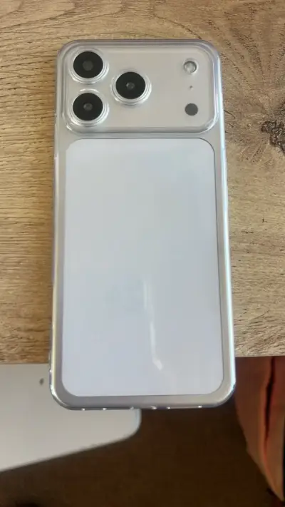 Smartphone IVMI Global Vision (similar 17 pro max) - miniatura 1