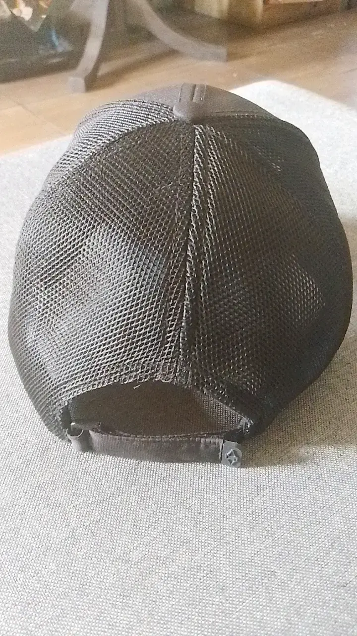 Gorra Negra Proyecto Kunstmann - 4