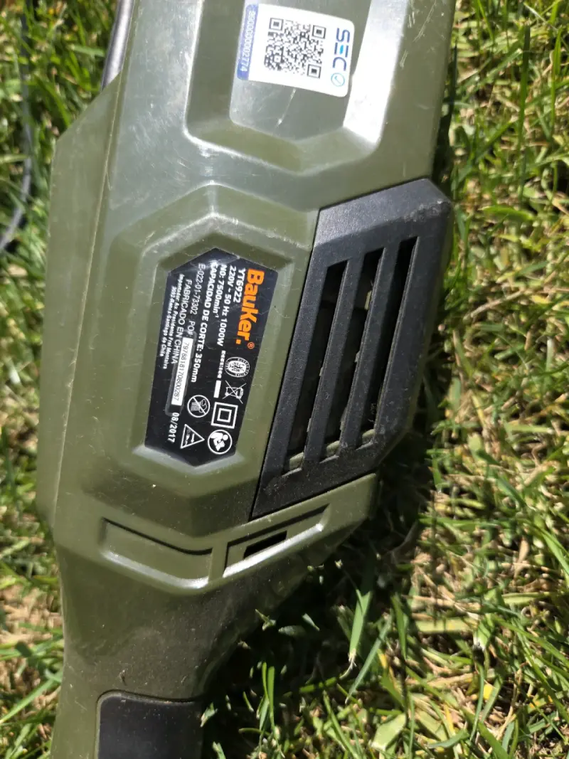 Cortacésped y desbrozadora Black & Decker usados - 6