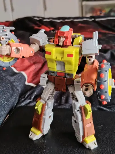FIGURA TRANSFORMER SCRAPHEAP STUDIO SERIES - miniatura 1