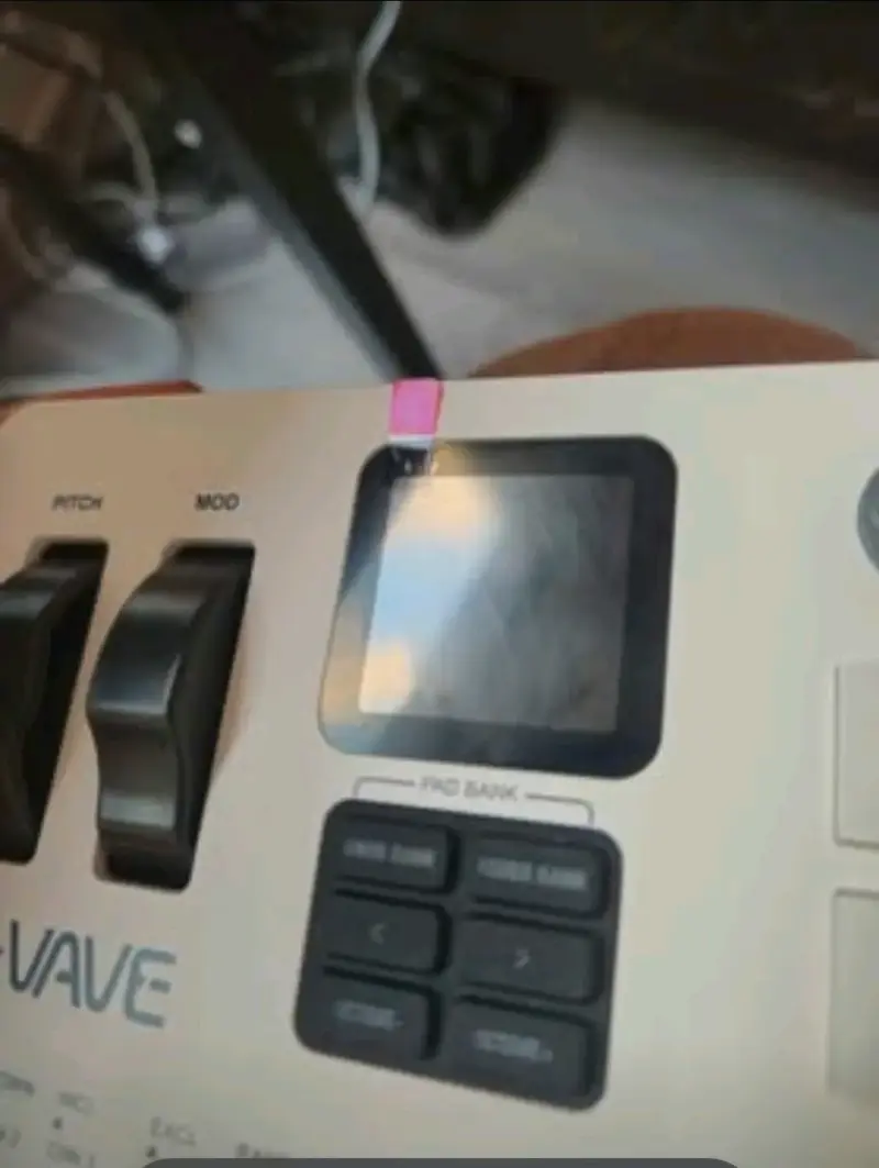 Controlador MIDI M-Vave SMK-37 Pro con pads - 2
