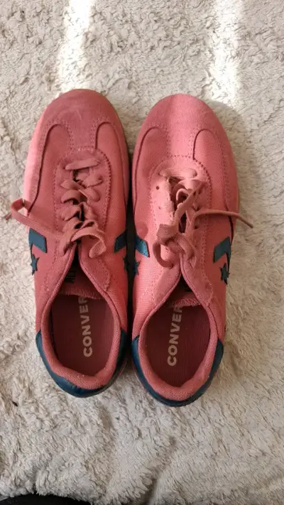 Zapatillas Converse rosadas para mujer - miniatura 1