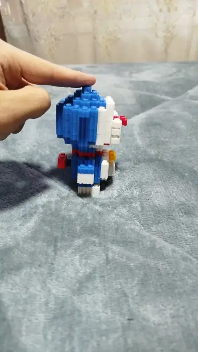 Figura Doraemon armada - miniatura 5