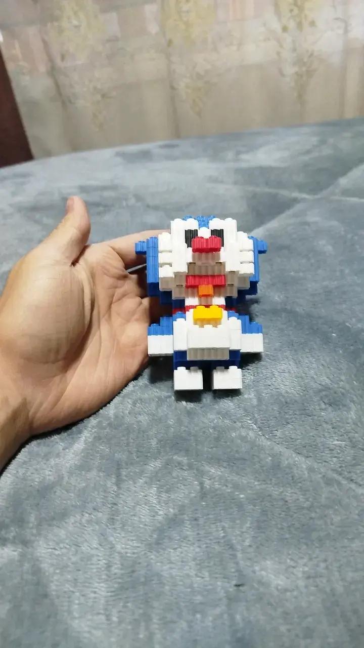 Figura Doraemon armada - 6