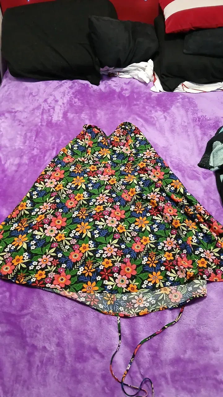 Vestido floral colorido para mujer - 1
