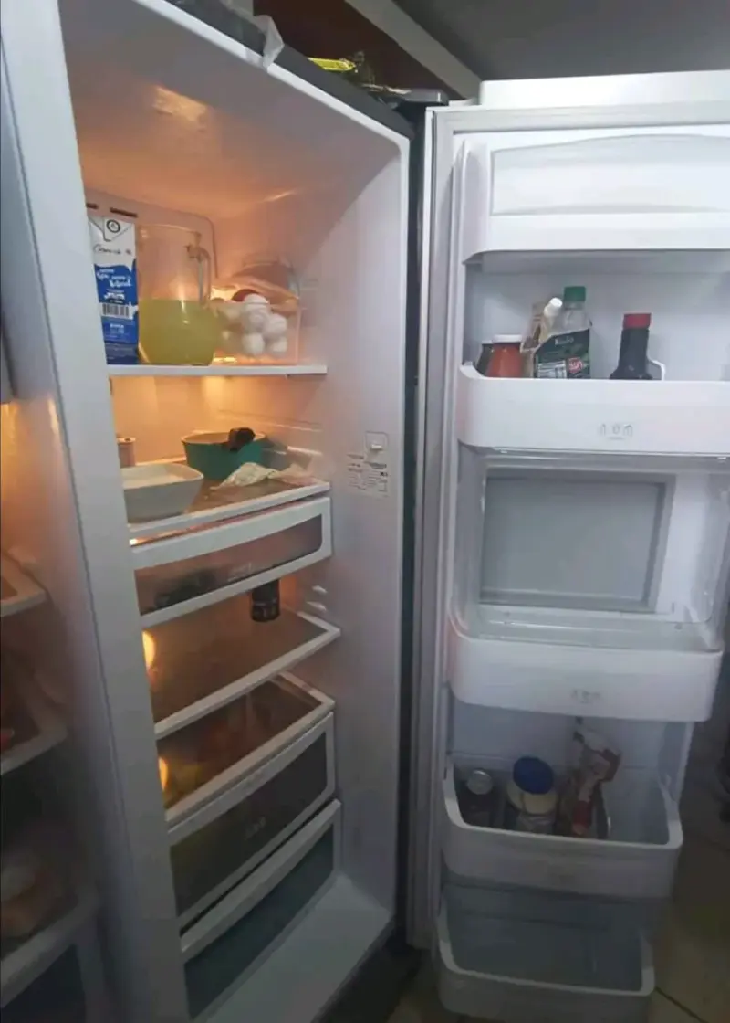 Refrigerador Daewoo con Sensor Digital - 5