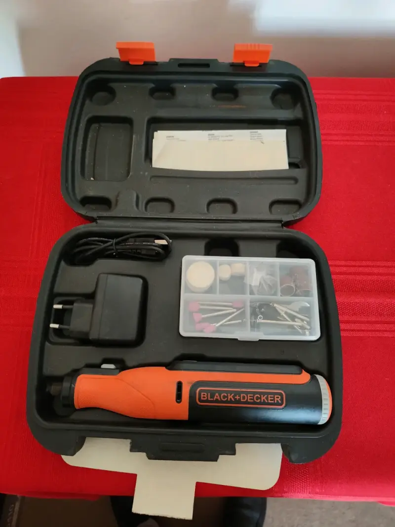 Herramienta rotativa inalámbrica Black+Decker - 3