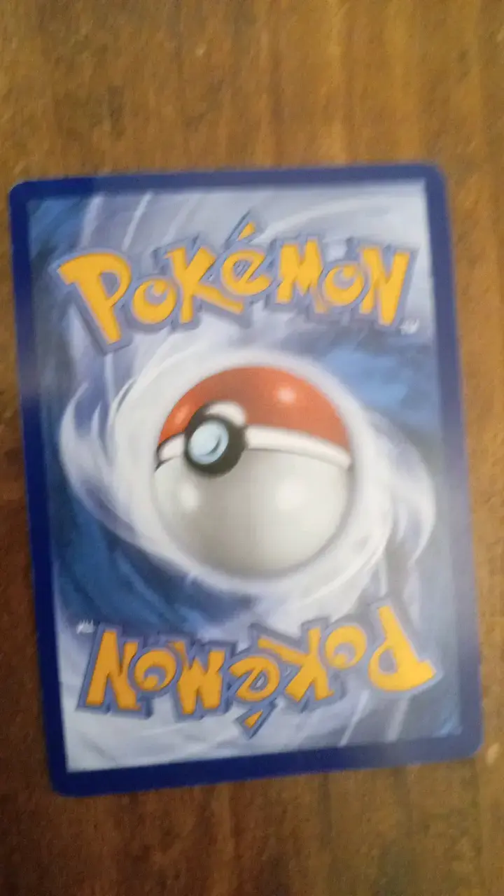Carta Pokémon Cinderace Holográfica - 2