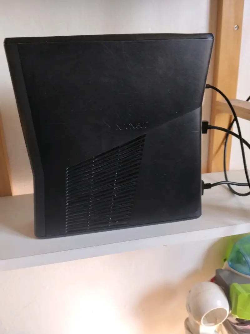 Consola Xbox 360 en buen estado - 1