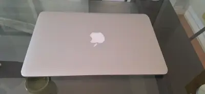 MacBook Air usado - miniatura 2