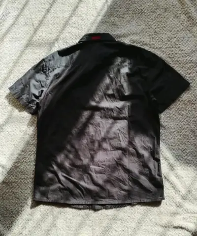 Camisa negra mfg y2k - miniatura 4