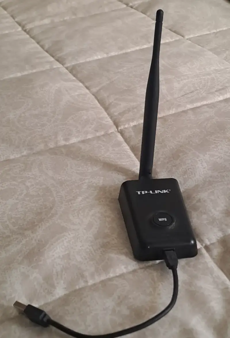 Adaptador USB WiFi TP-Link con antena - 1