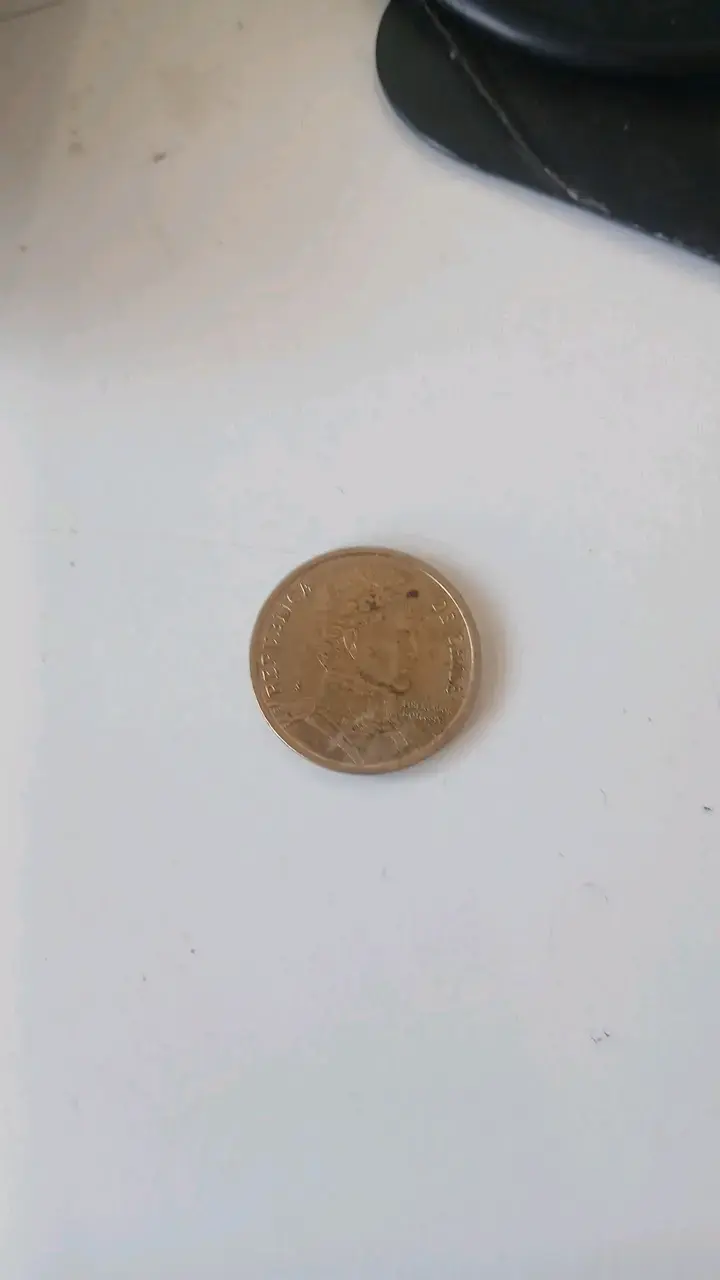 Moneda de 10 pesos chilenos 2015 - 1