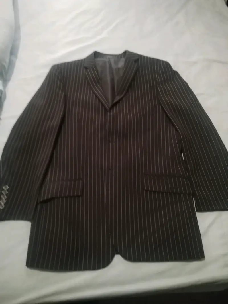 Terno negro a rayas Johnson talla 48 - 11