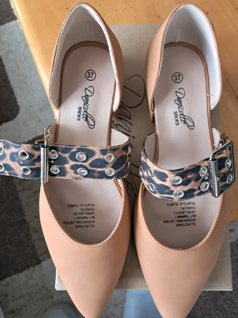 Zapatos de tacón bajo con estampado animal print - 2