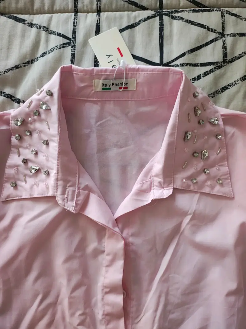 Blusa rosa italiana con detalles brillantes - 2