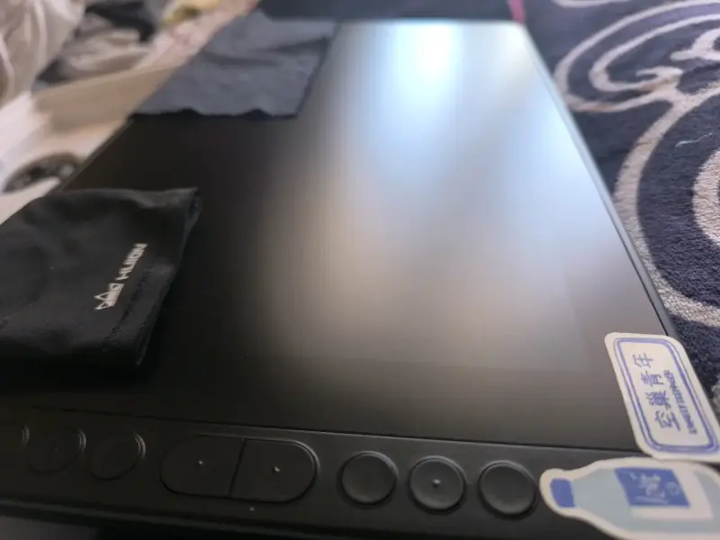Tableta gráfica Huion Kamvas 13 con pantalla táctil - 3