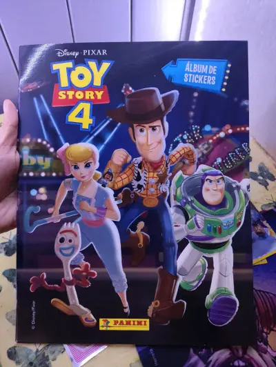 Lote Álbum de Stickers Toy Story 4 Panini - miniatura 4