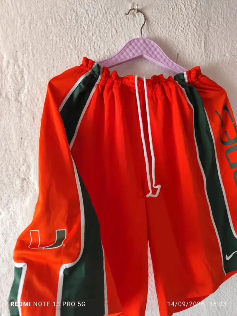 Shorts deportivos Nike Canes naranjas - 3