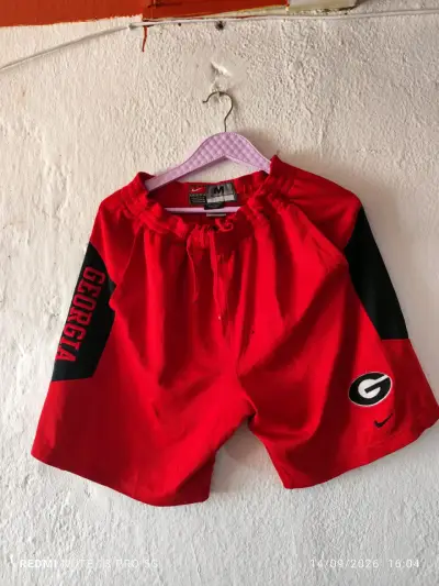 Shorts deportivos Nike rojos Georgia - miniatura 1