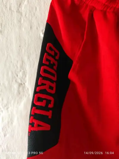 Shorts deportivos Nike rojos Georgia - miniatura 3