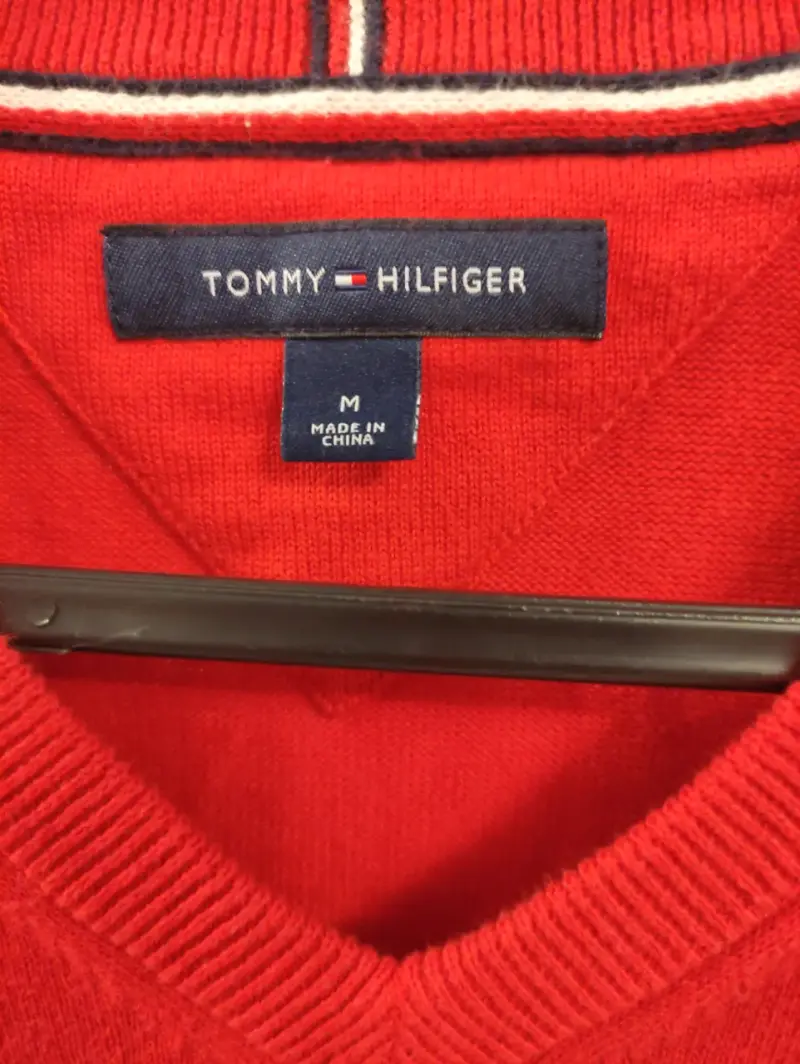 Suéter rojo Tommy Hilfiger para hombre talla M - 2
