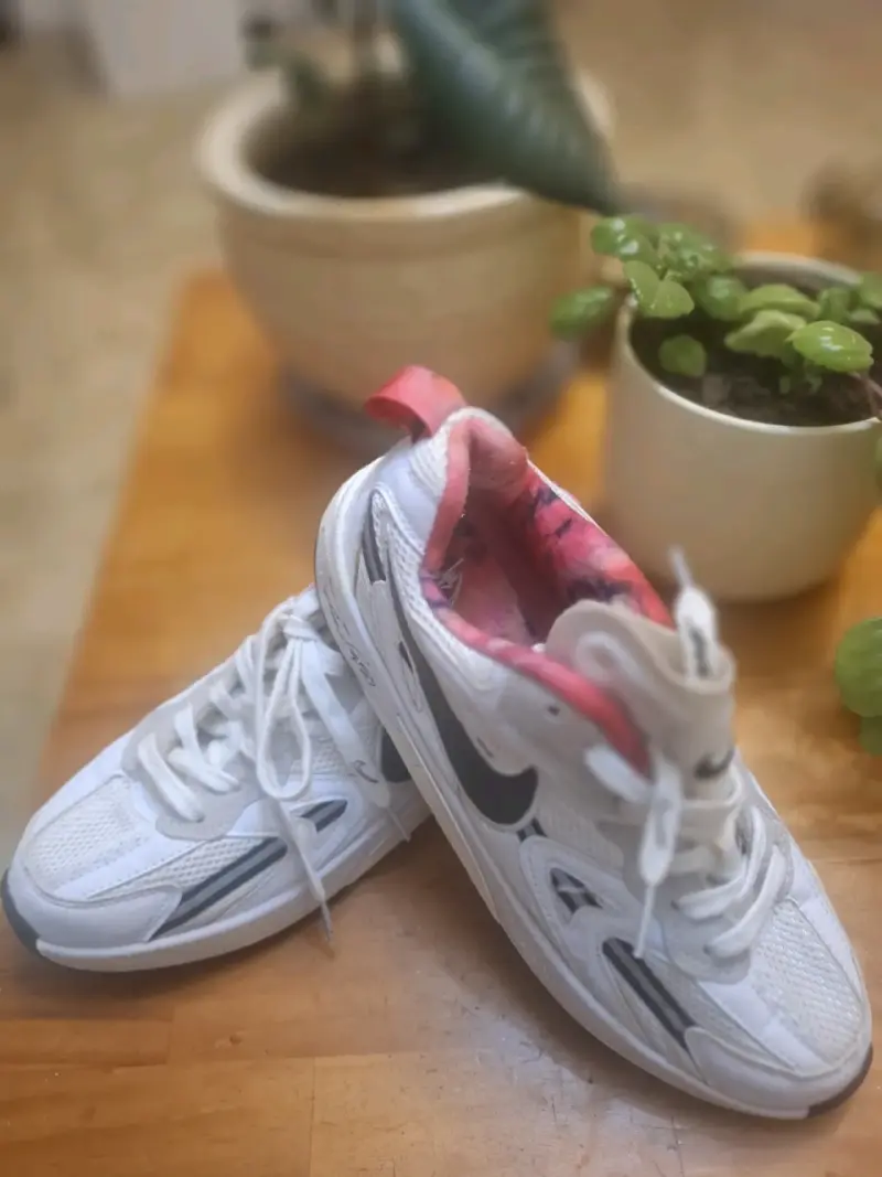 Zapatillas deportivas blancas con cámara de aire - 5