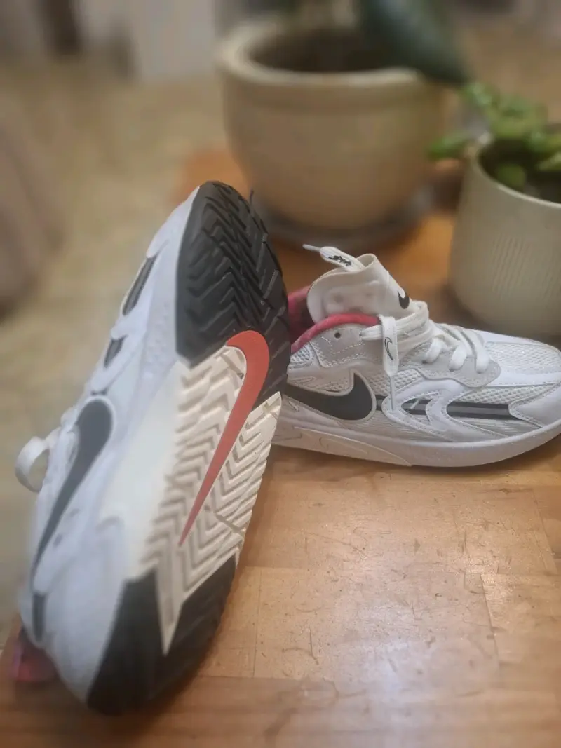 Zapatillas deportivas blancas con cámara de aire - 6