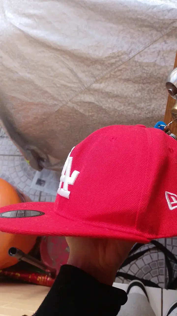 Gorra roja LA Snapback estilo urbano - 2