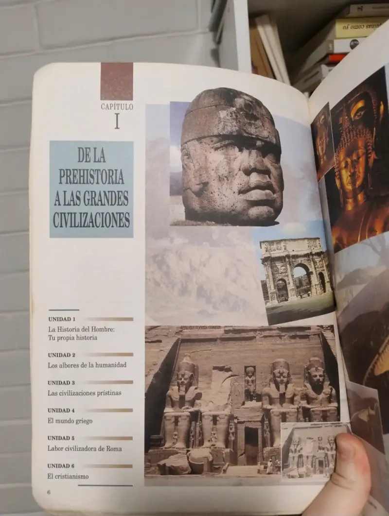 Historia Universal Educación Media Santillana - 4