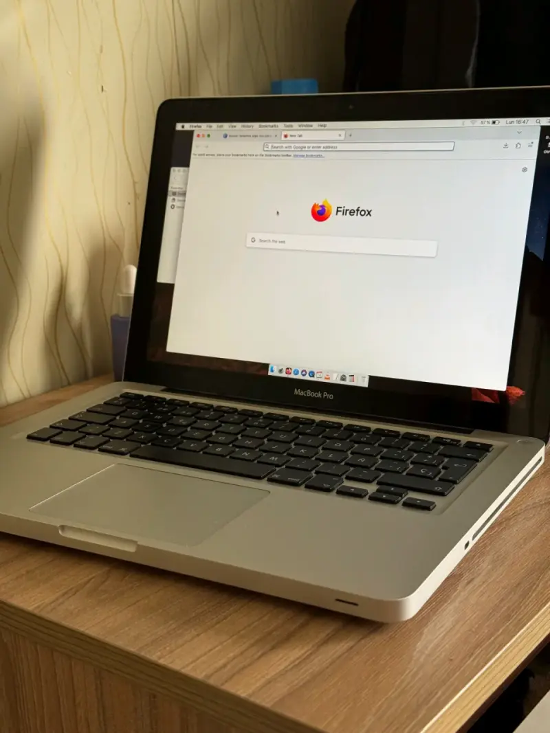 MacBook Pro 13 pulgadas en buen estado - 1
