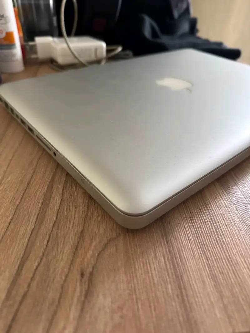 MacBook Pro 13 pulgadas en buen estado - 2