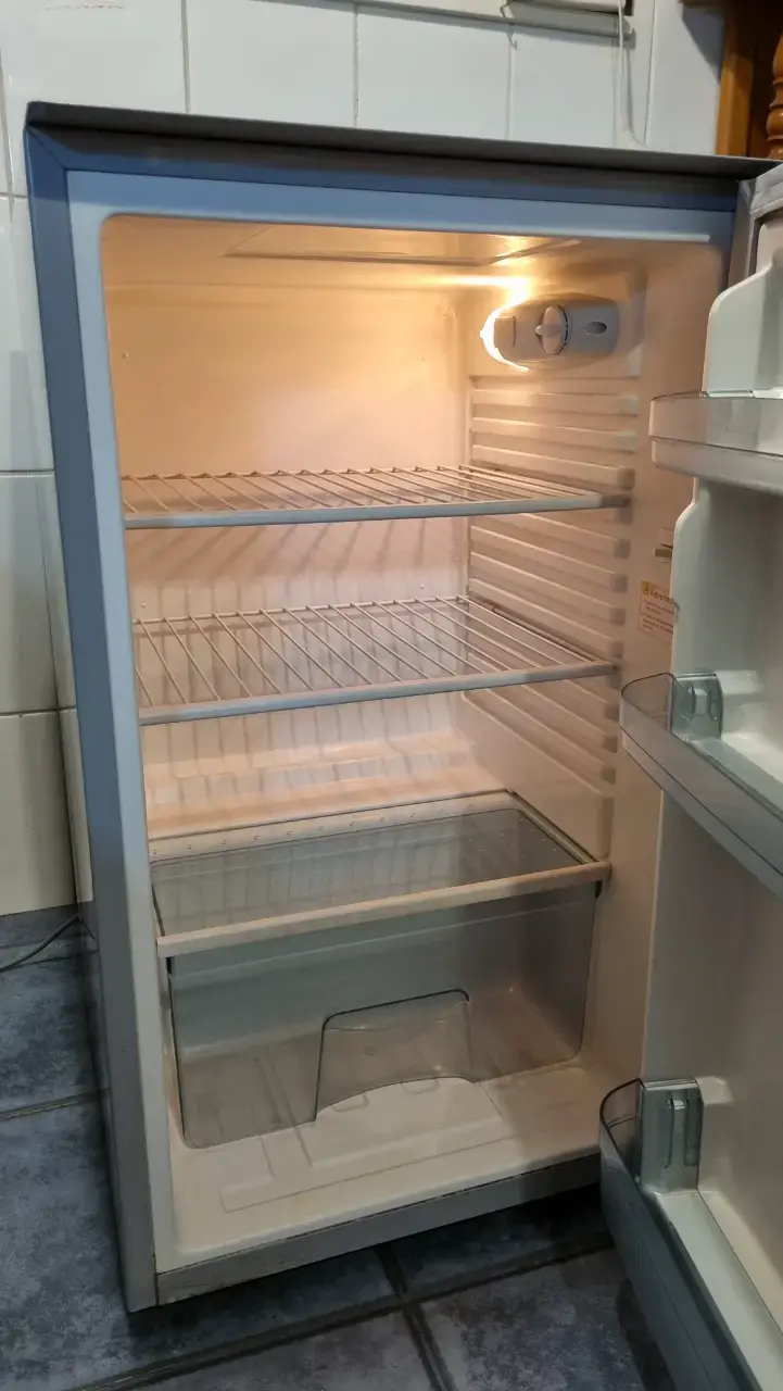 Refrigerador bajo cubierta FDV de acero inoxidable - 3