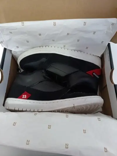 Zapatillas Jordan Fadeaway GS negras 40 (25 cm.) - miniatura 2